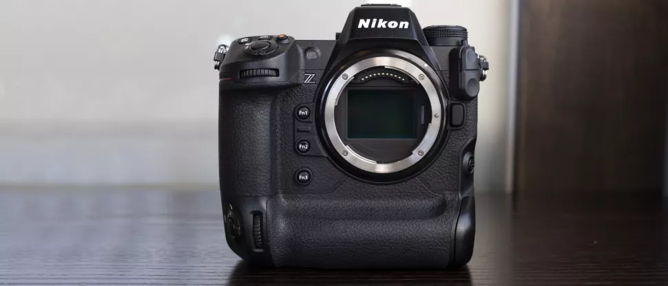 Nikon keluarkan kamera super canggih Nikon z9. Mari simak fitur apa saja yang tertanam di dalamnya!!