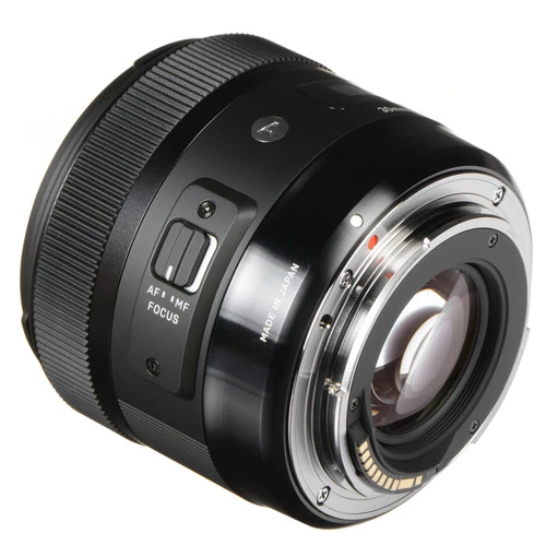 中古】SIGMA 30mm F1.4 締切ら DC HSM | Art (Canon EF-Sマウント/APS-C)【