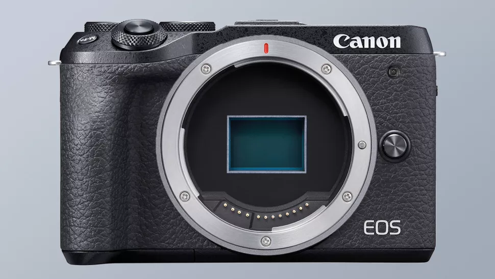 Canon ingin Anda melupakan Nikon Z30, karena menurut rumor yang beredar, Canon sedang menyiapkan "kamera vlogging" miliknya untuk dirilis akhir tahun ini – kemungkinan besar Canon EOS R100