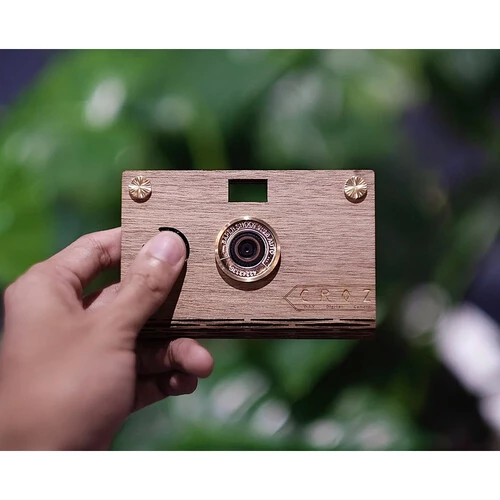 Simple Light Wood Case – Paper Shoot Official