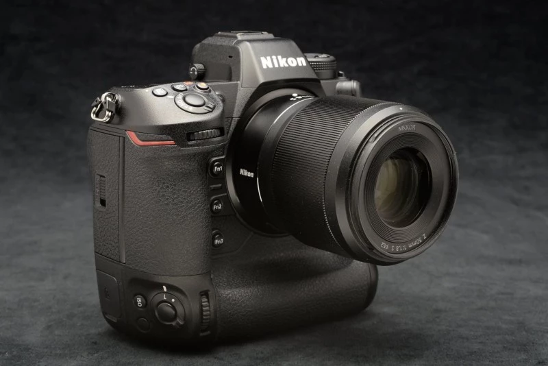 Nikon baru saja merilis firmware versi 3.0 untuk kamera mirrorless andalan mereka, Z 9. Di sisi video, ia menambahkan fungsi Zoom Hi-Res baru serta kemampuan untuk menyinkronkan kode waktu secara nirkabel melalui Bluetooth dengan ATOMOS UltraSync BLUE.