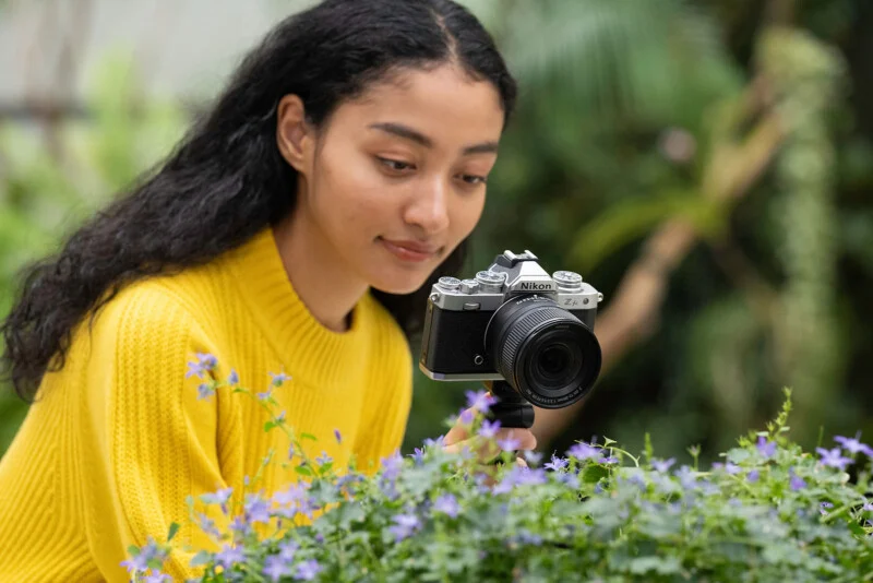 Nikon telah mengumumkan lensa Nikkor Z DX 12-28mm f/3.5-5.6 PZ VR , lensa sudut ultra lebar yang dirancang untuk pembuat konten dan vlogger. Lensa yang ringan adalah lensa format Nikkor Z DX terluas yang pernah ada.