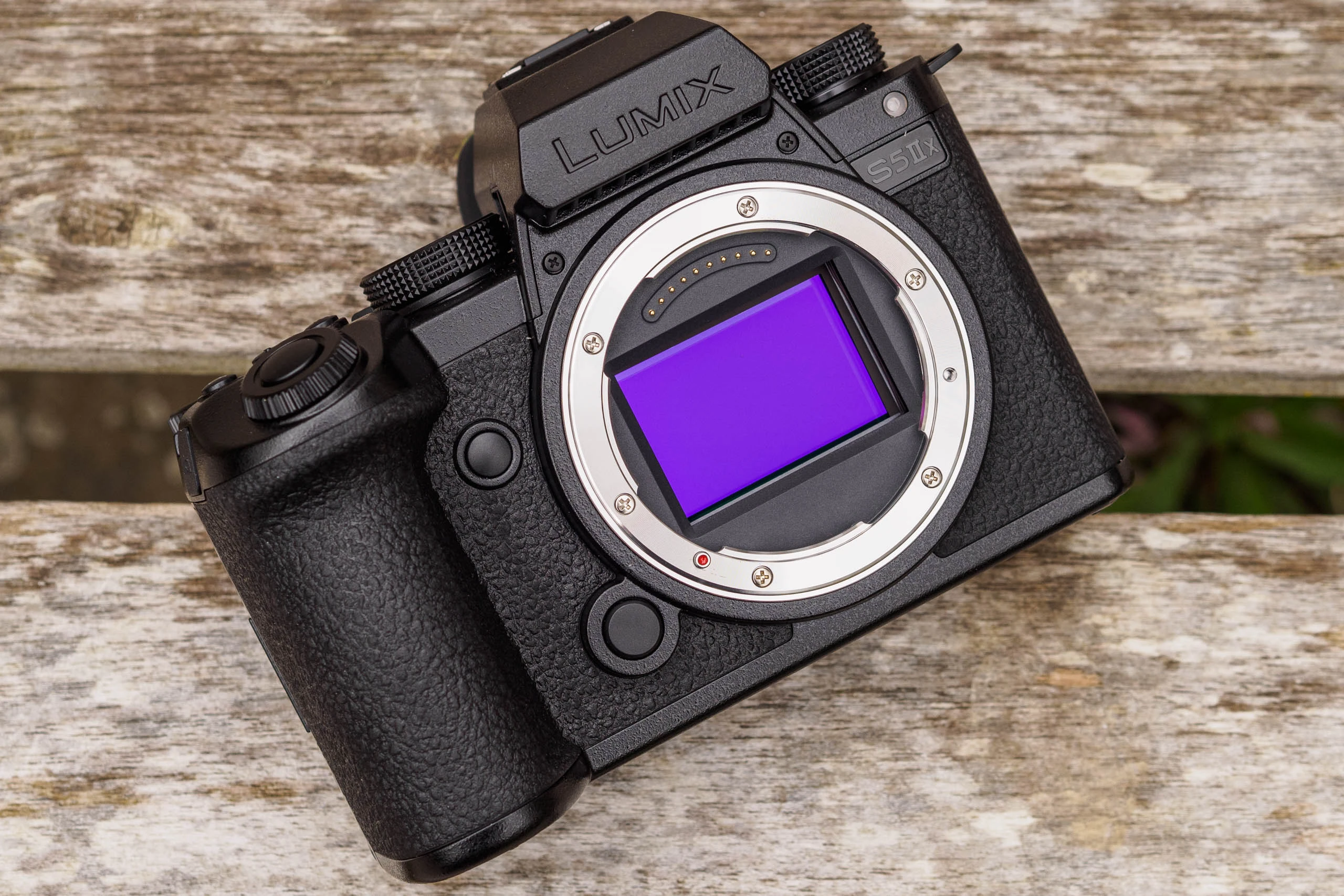 Panasonic Lumix S5IIX, Kamera Canggih yang Bisa Wujudkan Kreativitas  Pemiliknya | DOSS Camera & Gadget