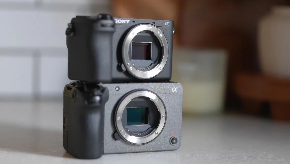 Sony A6700 vs Sony FX30, Mana yang lebih baik? Simak Penjelasannya