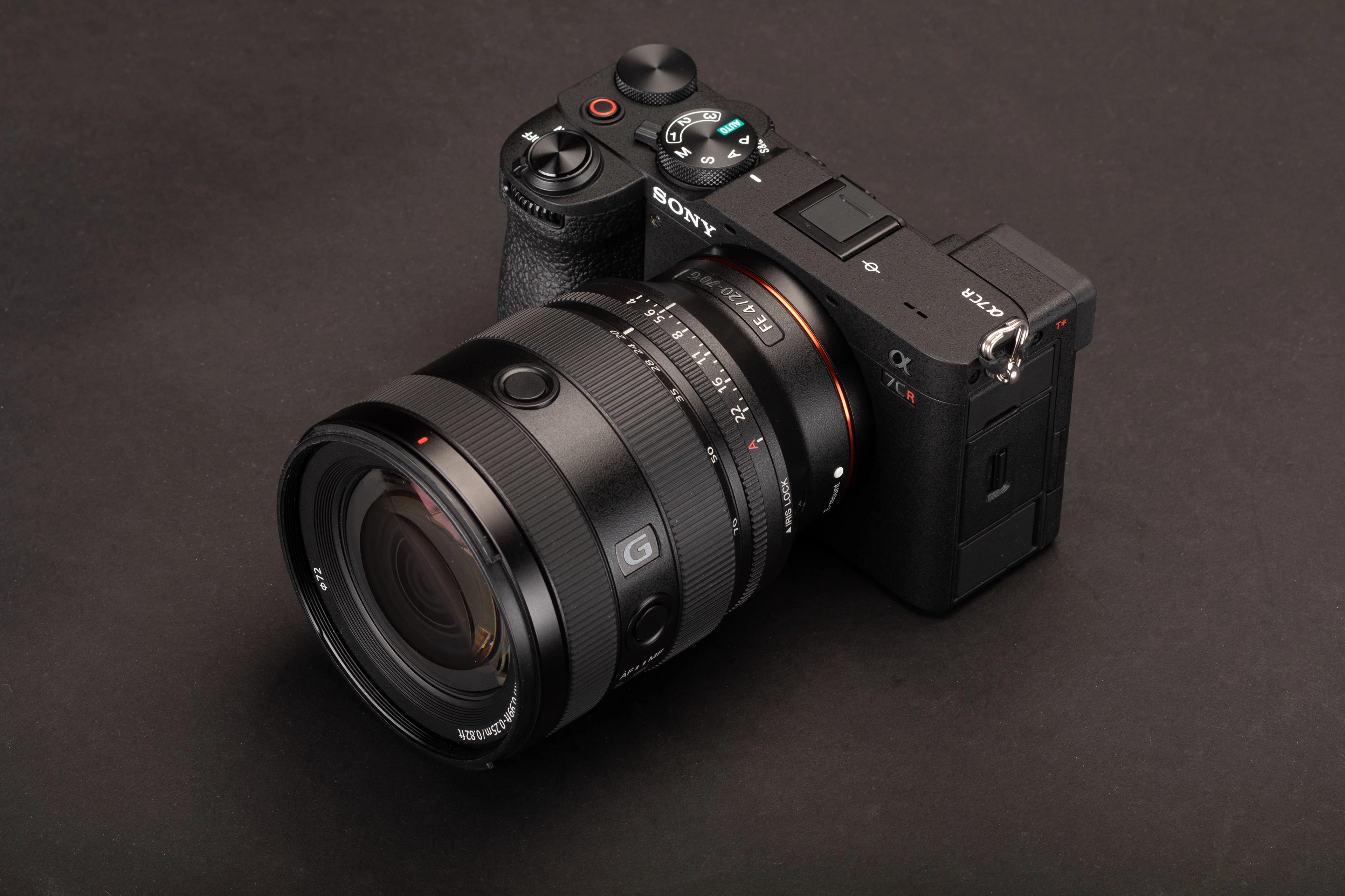 Ini Dia Lensa-Lensa Terbaik Untuk Sony A7CR, yang Mana Favorit Anda?.