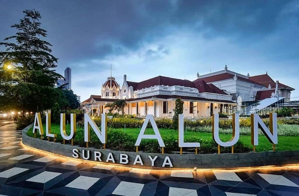 Ini Dia Lokasi Foto yang Pas Buat Anda yang Mau Ngabuburit di Surabaya.