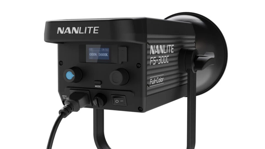 Nanlite-FS300C-back-900x506.webp