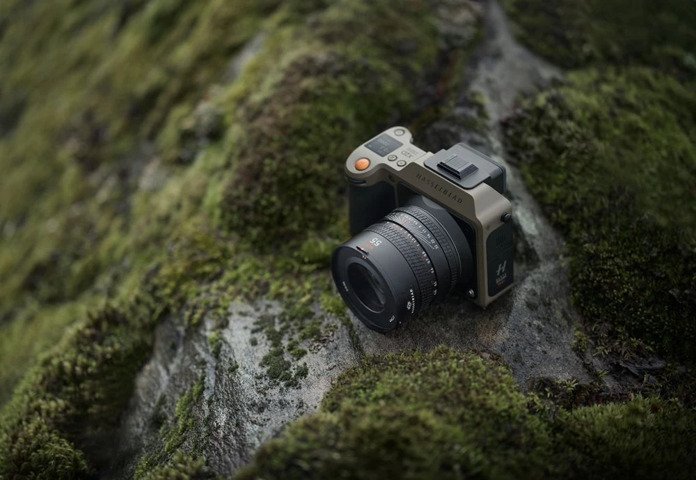 Rumor Hasselblad  X2D 100C "Earth Explorer Limited Edition, Hanya Tersedia 1000 Unit di Seluruh Dunia.