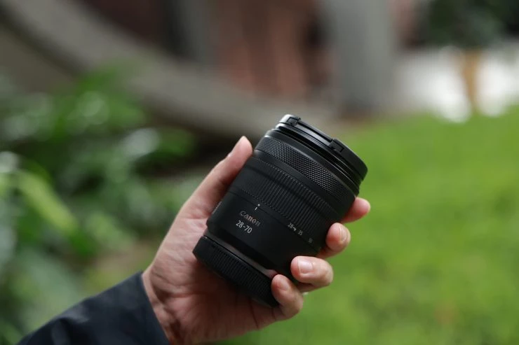 Canon RF 28-70mm f/2.8 IS STM Resmi Diluncurkan, Jadi Lensa Ringan yang Bisa Hasilkan Foto Berkualitas Tinggi .